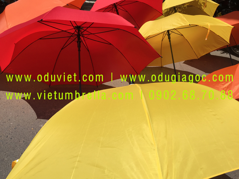 xưởng sản xuất ô dù cầm tay in logo quảng cáo